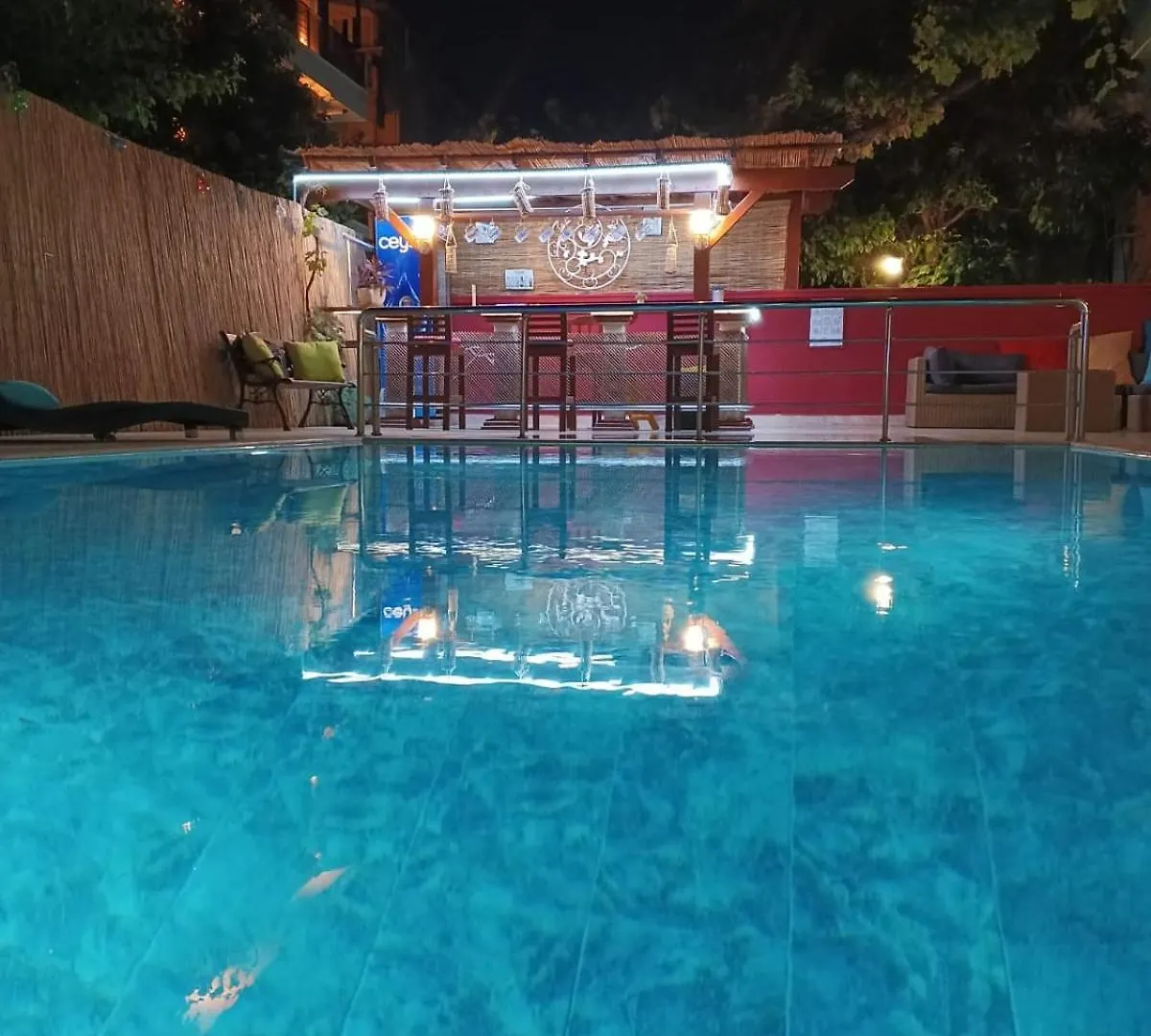 Beyaz Melek Apart Hotel 安塔利亚
